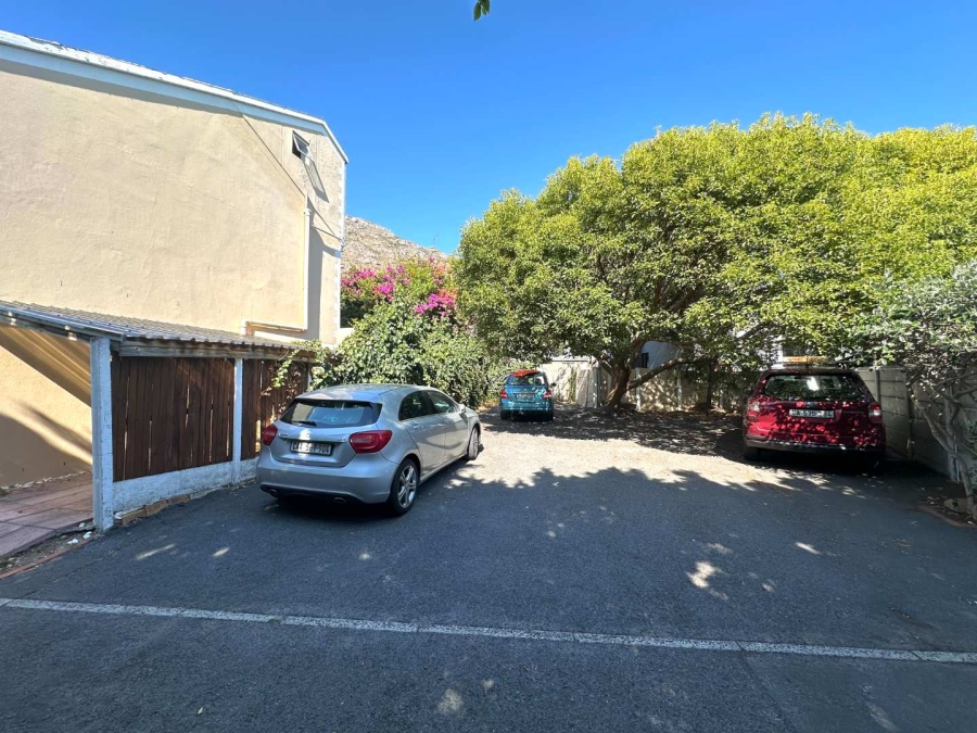 2 Bedroom Property for Sale in Lakeside Western Cape